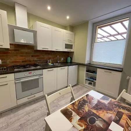 U Arlety - Pokoje Goscinne I Apartament