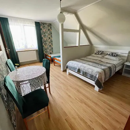 Guest house U Arlety - Pokoje Goscinne I Apartament Darlowko