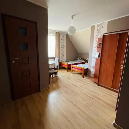 Guest house U Arlety - Pokoje Goscinne I Apartament *